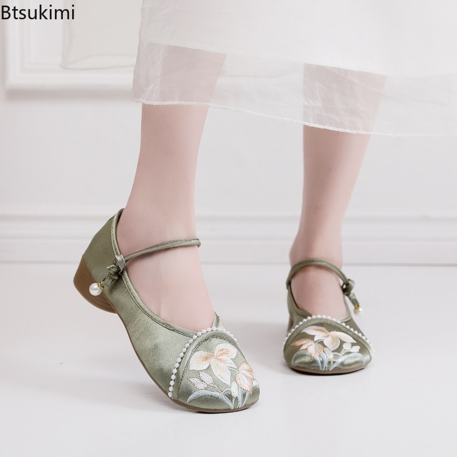 Ethnic Fashion Women - Модные женские туфли на низком каблуке